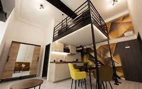 Glam Castle Apartments